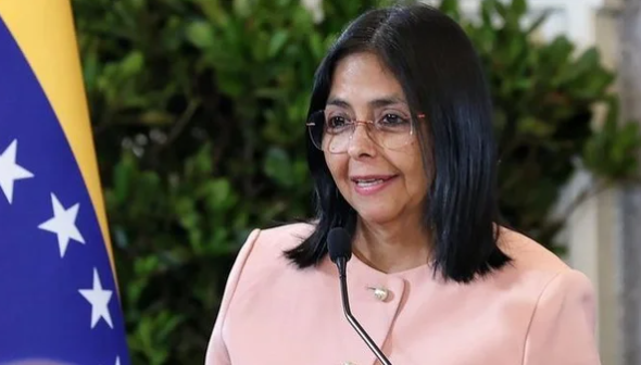 Delcy Rodríguez se comprometió a lograr el retorno de Maduro y su esposa