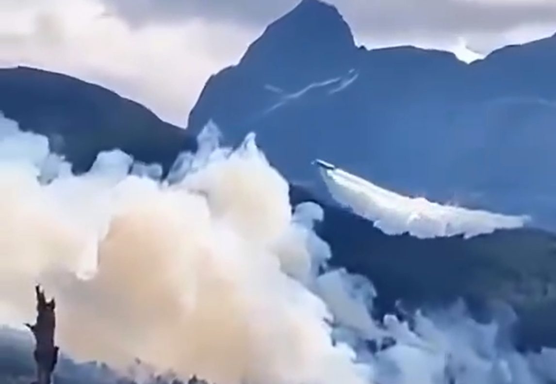 “¡Vamos santiagueño viejo nomás!”: el grito de gratitud en Chubut por el avión que combate los incendios