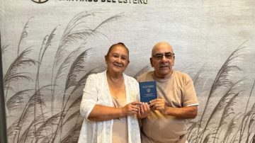 ¡Viva el amor! Juan Carlos y Gladys, el primer “sí” del 2026 en el Registro Civil