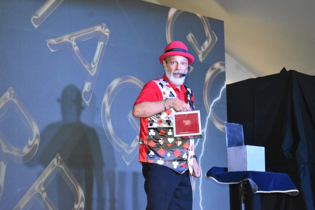 El Mago Zerrot llega al CCB con su show “Magiando” para disfrutar en familia