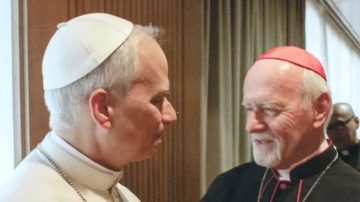 Monseñor Bokalic visitó al papa León XIV y lo invitó a visitar la Arquidiócesis de Santiago del Estero