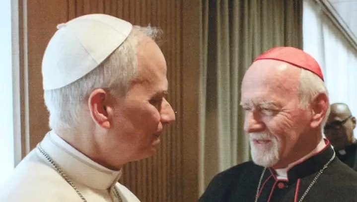 Monseñor Bokalic visitó al papa León XIV y lo invitó a visitar la Arquidiócesis de Santiago del Estero