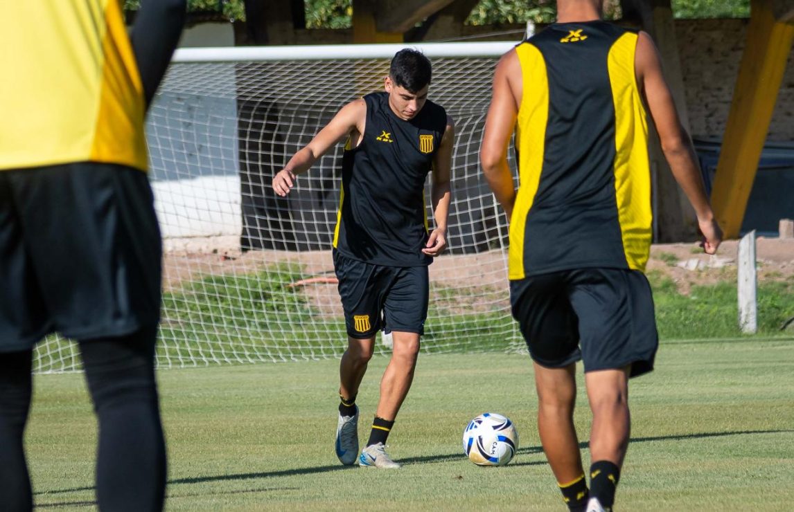 FOTOS. Mitre ajusta detalles y suma trabajo con pelota en la pretemporada