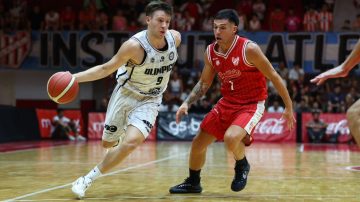 Olímpico dio el golpe en Córdoba y aplastó a Instituto