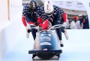 Impactante accidente del equipo de bobsleigh de Estados Unidos en la Copa del Mundo