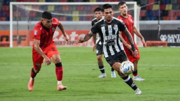 Flojo debut de Central Córdoba que perdió de local con Gimnasia de Mendoza