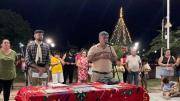 Villa Atamisqui vibró con la apertura del Ciclo Cultural: homenajes, música y tradición en la plaza central