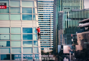 Alex Honnold tiene al mundo en vilo en su reto de escalar el Taipei 101 por Netflix