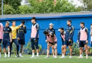 Úbeda metió mano en el once de Boca y confirmó varias bajas antes de Olimpia