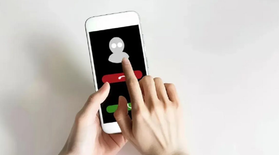 Se hicieron pasar por empleados de Naranja y le sustrajeron más de tres millones de pesos a un jubilado