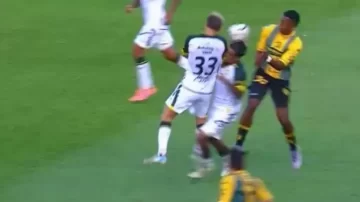 Defensa y Justicia dio el parte médico de Damián Fernández tras el fuerte golpe en la Cabeza