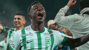 En plena negociación con Boca, Hinestroza no se presentó a entrenar en Atlético Nacional