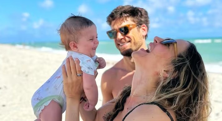 “Feliz 2026”: Jimena Barón presentó a Arturo con un mensaje lleno de amor