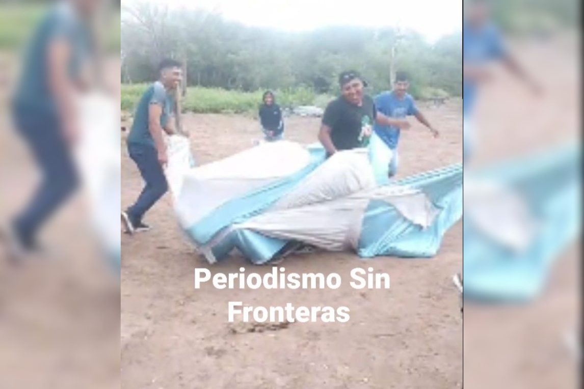 Indignación en Quimilí: habrían bajado y pisoteado la bandera del acceso a la ciudad