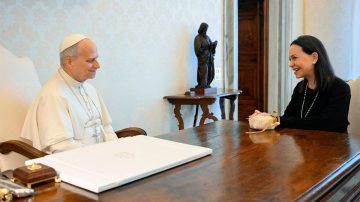 El Papa León XIV recibió a María Corina Machado en medio de la crisis venezolana