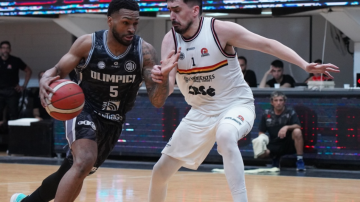 Olímpico derrotó a San Martín (C) y estiró su buena racha en la Liga Nacional