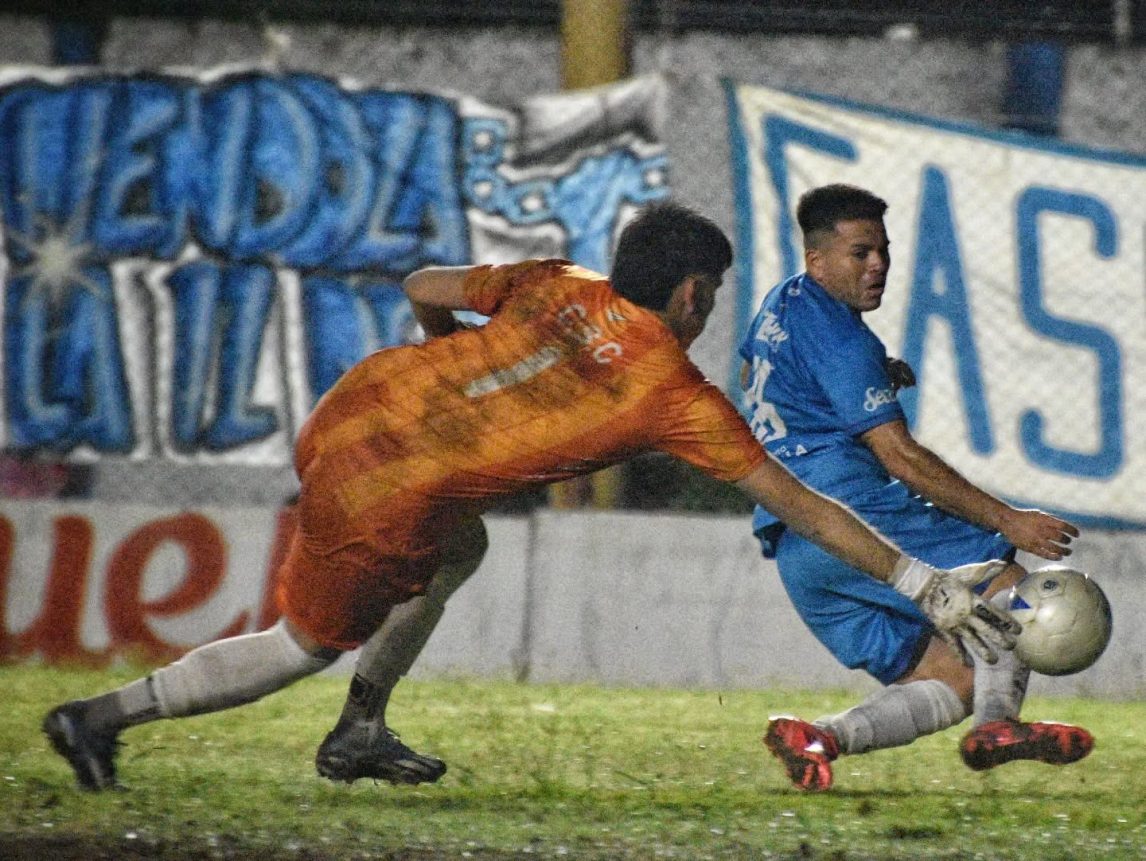 EN VIVO: Central Argentino quiere golpear en su casa ante Vélez de San Ramón