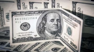 El dólar sigue en caída mientras el BCRA afianza su racha compradora