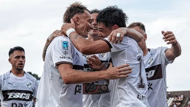 Platense superó a Instituto en Vicente López en el arranque de la segunda fecha