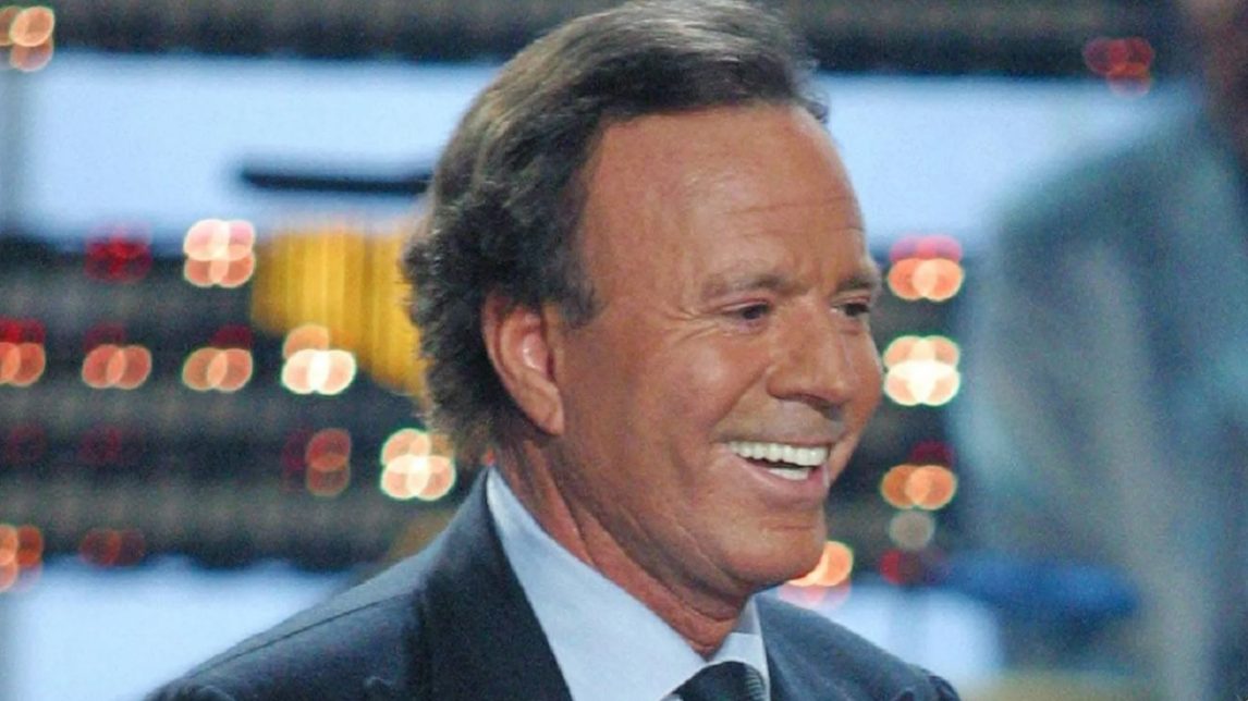 La Justicia española archivó la denuncia por agresiones sexuales contra Julio Iglesias