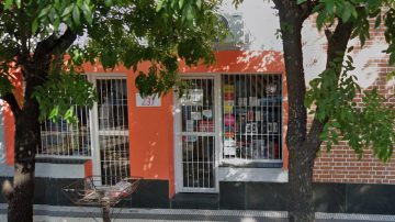 Millonario robo en el centro: barretearon un local