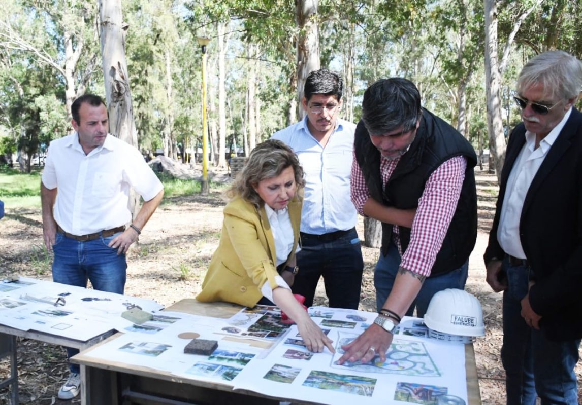 Norma Fuentes supervisó la obra del nuevo Parque de la Chacarera en el Parque Aguirre