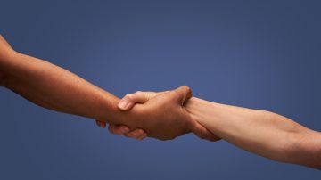 Sufrió un grave accidente y necesita $50.000.000 para una cirugía con la que podrá volver a caminar