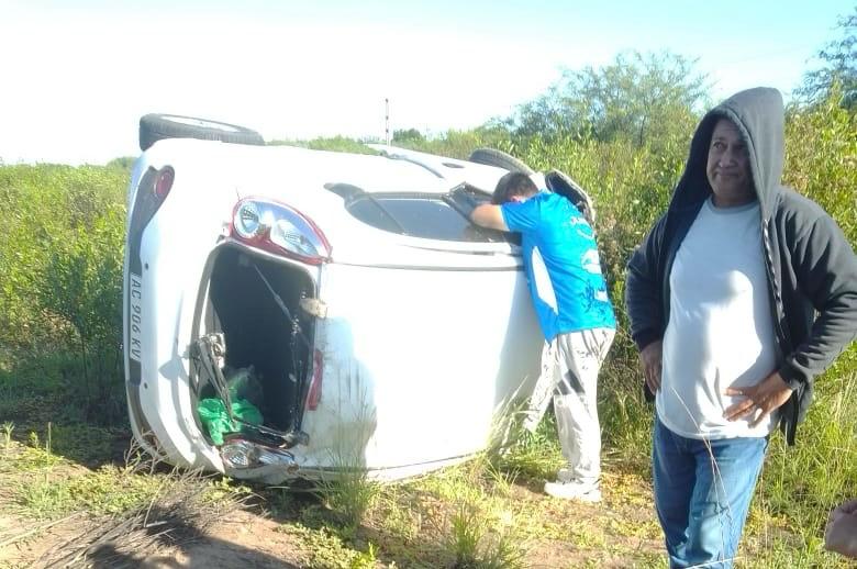 Accidente en Ruta 34: un hombre y dos mujeres, una de ellas menor, involucrados en un vuelco