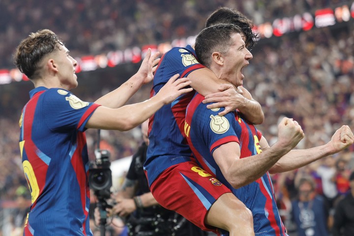 Barcelona gritó campeón en la Supercopa tras un Clásico inolvidable ante Real Madrid