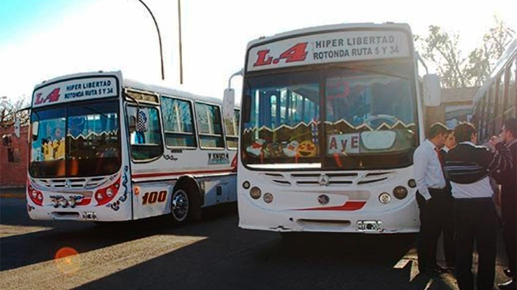 “No pedimos un favor”: fuerte reclamo de vecinos bandeños por el servicio de las líneas 2 y 4