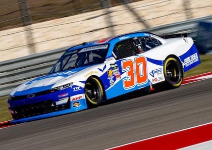 Fuerte accidente de Baltazar Leguizamón en su debut en la NASCAR O’Reilly Auto Parts Series