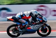 Inicio complicado para Morelli y Perrone en el GP de Tailandia de Moto3