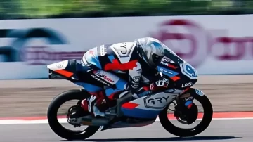 Inicio complicado para Morelli y Perrone en el GP de Tailandia de Moto3