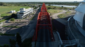Puente Carretero, gigante de hierro: 99 años de unión sobre el Río Dulce