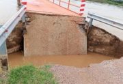Piden precaución por la rotura de un puente sobre el Río Saladillo del Rosario