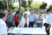 La intendente Fuentes supervisó el Paseo “La Vuelta de Obligado” en el barrio Almirante Brown