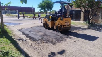Obras Públicas de Capital trabaja en el mantenimiento de las calles del barrio Saint Germés