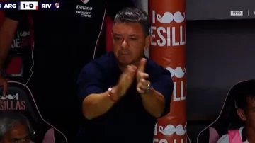 Gallardo explotó: expulsión y encontronazo con Merlos