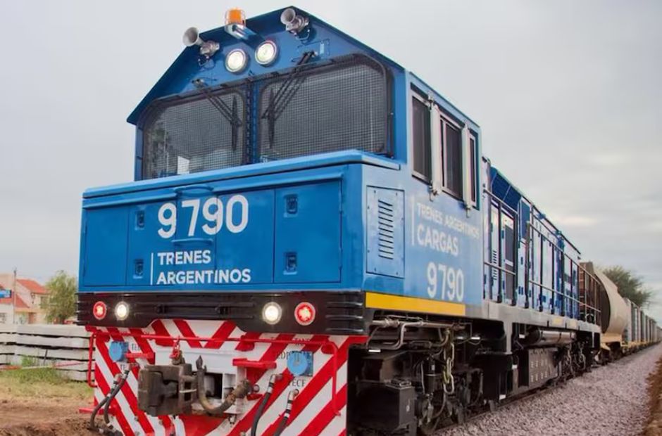 Denuncian presencia anticipada del Grupo México en las oficinas del Belgrano Cargas