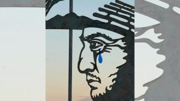 San Martín “llora” en San Lorenzo: intervienen una figura del procer tras el traslado del sable corvo