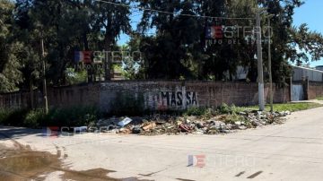 Vecinos del 8 de Abril denuncian foco infeccioso frente a conocidas fábricas