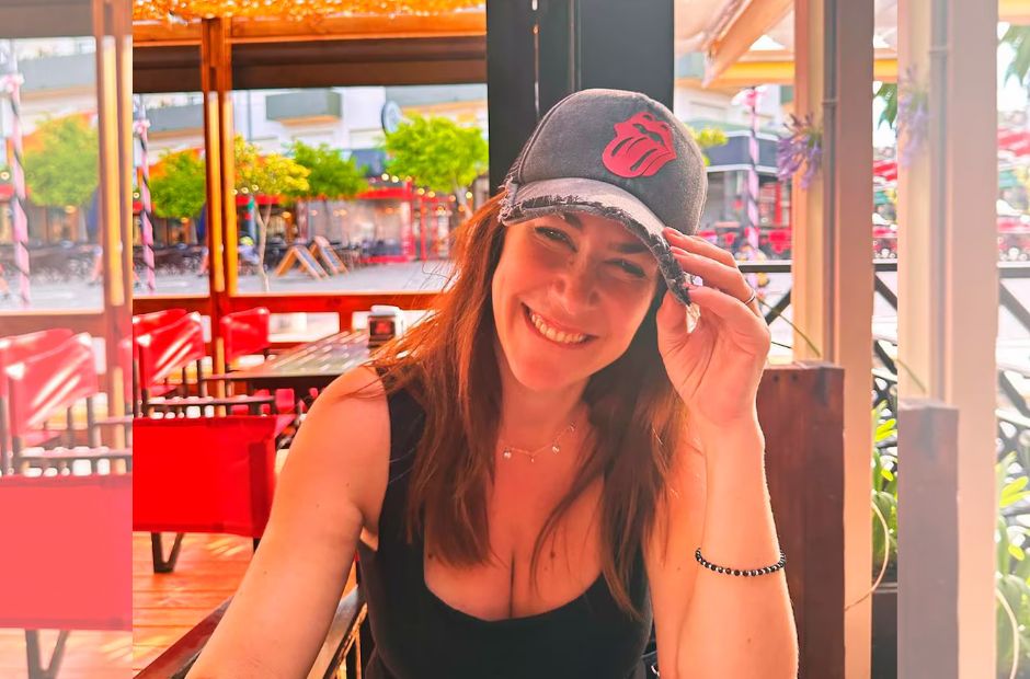 La periodista Daniela Ballester sufrió un ACV hemorrágico y se recupera sin secuelas