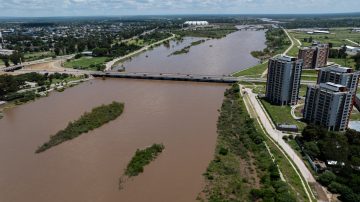 Santiago; un horno: térmica de 48,3° y alerta máxima por tormentas fuertes