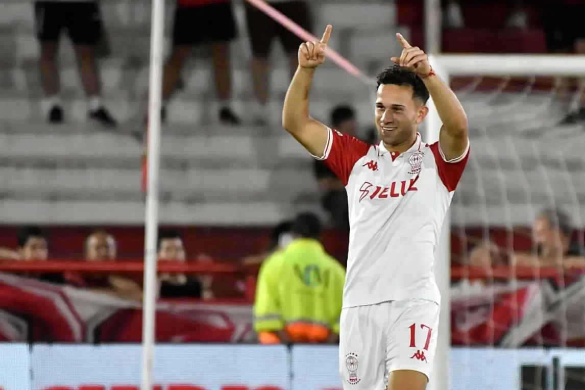 El “Globo” derrotó 1-0 al “Verde” de Junín en el Palacio Ducó