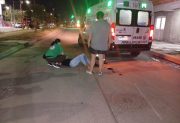 Durísimo accidente: se le cruzó un perro y terminó tendida sobre la Av. Colón