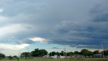 Emiten un aviso a corto plazo por tormentas fuertes y piden tomar precauciones