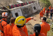 Trágico accidente de un autobús en el noreste de Brasil: 15 muertos, entre ellos, 3 niños