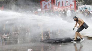 El Gobierno acusó de “provocar el terror” a los detenidos por incidentes en el Congreso