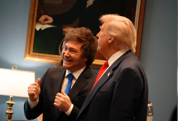 “Apoyo a este caballero”: el mensaje de Donald Trump a Javier Milei