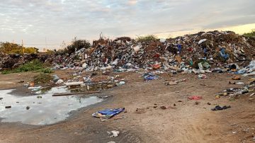Vecinos del barrio General Paz denuncian un basural a cielo abierto y piden intervención urgente